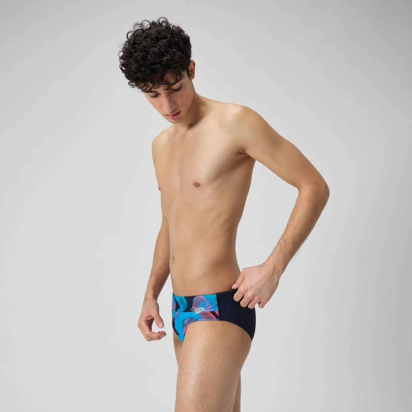 Men's Club Training Allover Digital 7cm Brief Navy/Red*Speedo Fashion