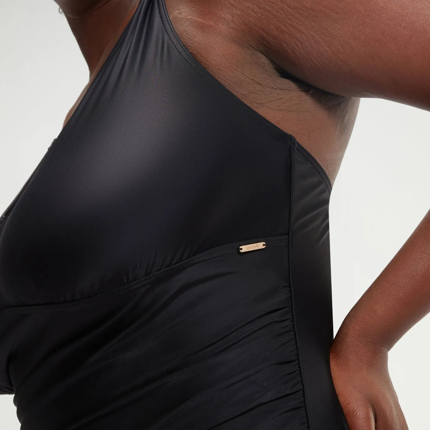 Women's Plus Size Shaping V Neck Swimsuit Black*Speedo Sale