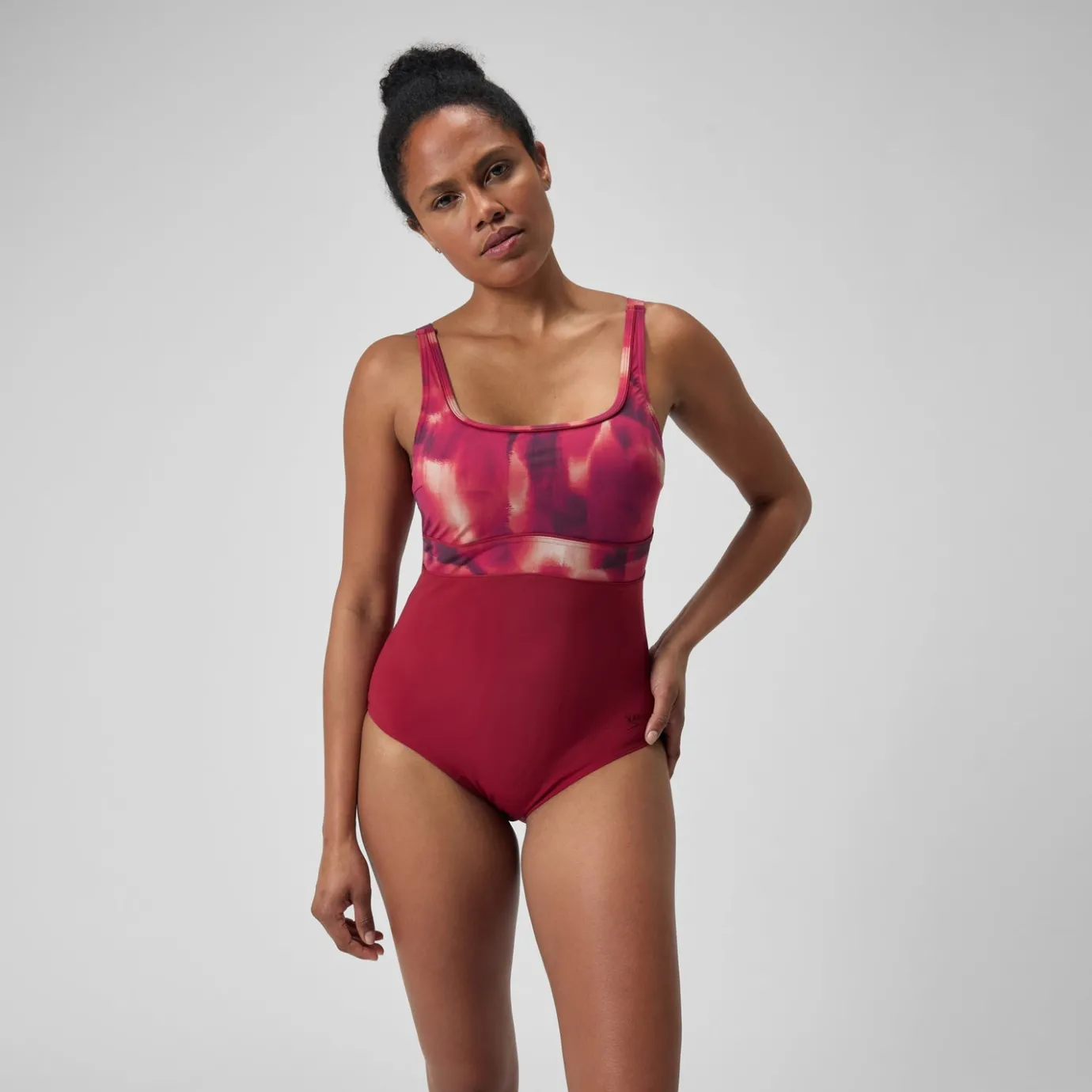 Women's Shaping Contour Eclipse Swimsuit Purple/Red*Speedo Flash Sale