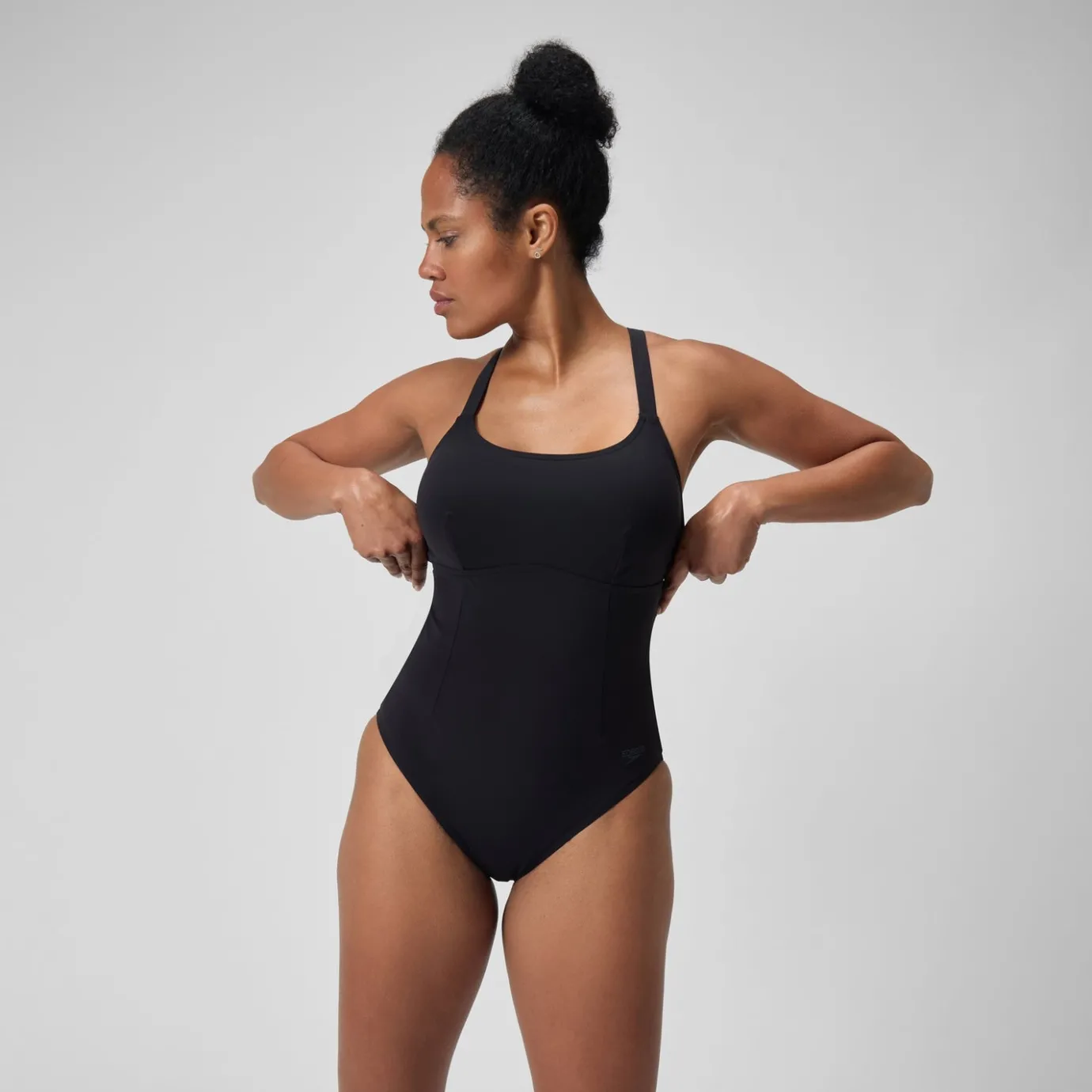 Women's Shaping Crossback Swimsuit Black*Speedo Store